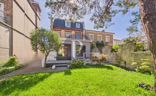 Casa en Jardín Parisiense, Clamart, Francia 1