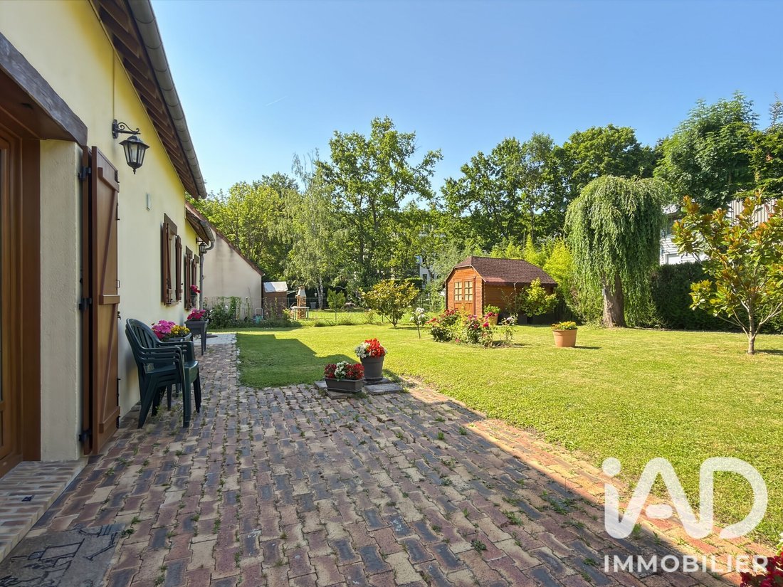 House in Bois Saint Martin-Yvris-Richardets-Monfort, Noisy-le-Grand, France 2 - 18246518