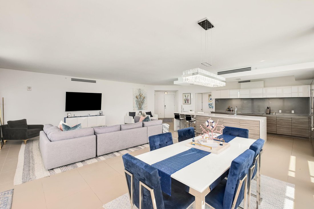 Condo in Destin, Florida, United States 5 - 18242239