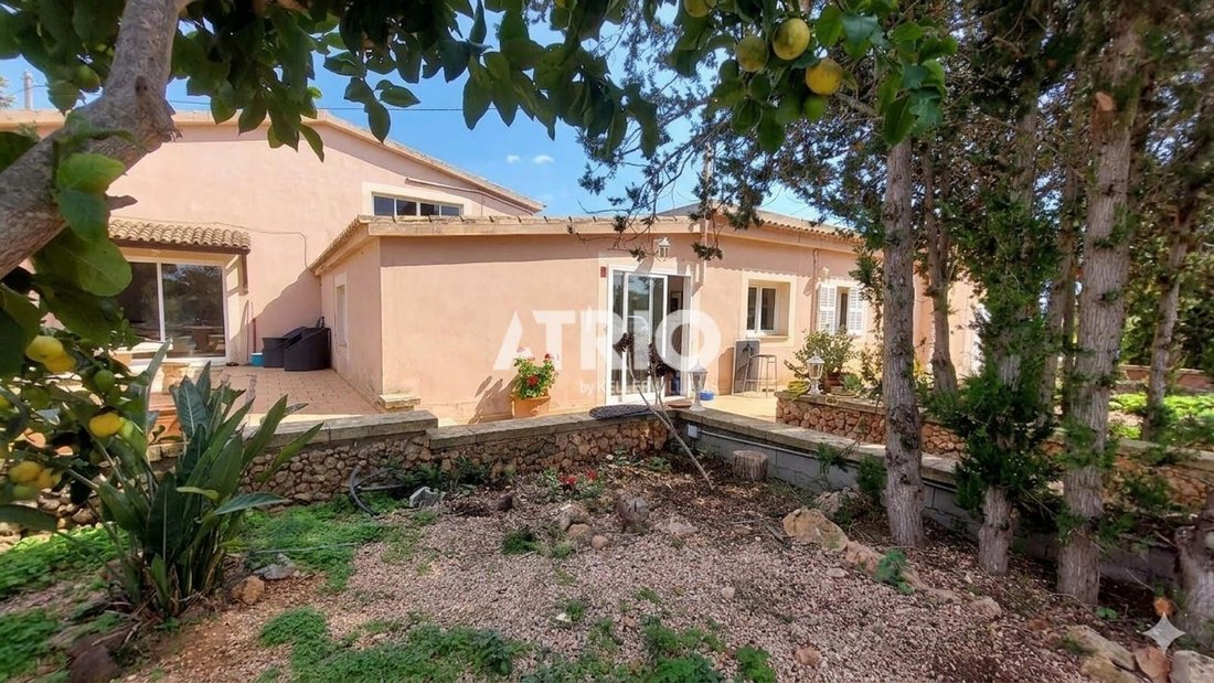 Finca in Llucmajor, Balearic Islands, Spain 2 - 18243484