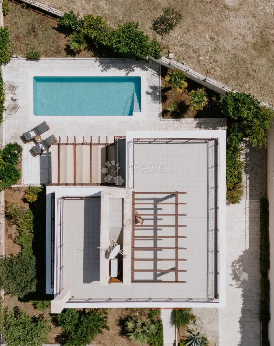 House in Splitska, Split-Dalmatia County, Croatia 2 - 18238250