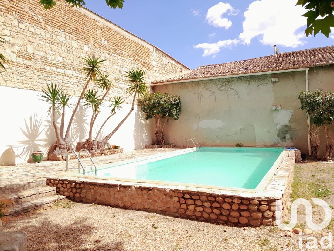 House in Zone Sud, Saint-Gilles, France 1 - 18246416