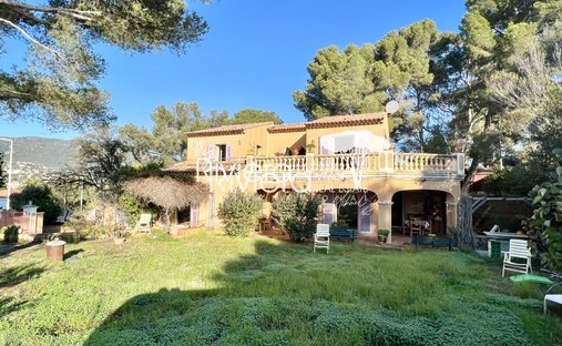 Villa in Nord, Cavalaire-sur-Mer, France 1