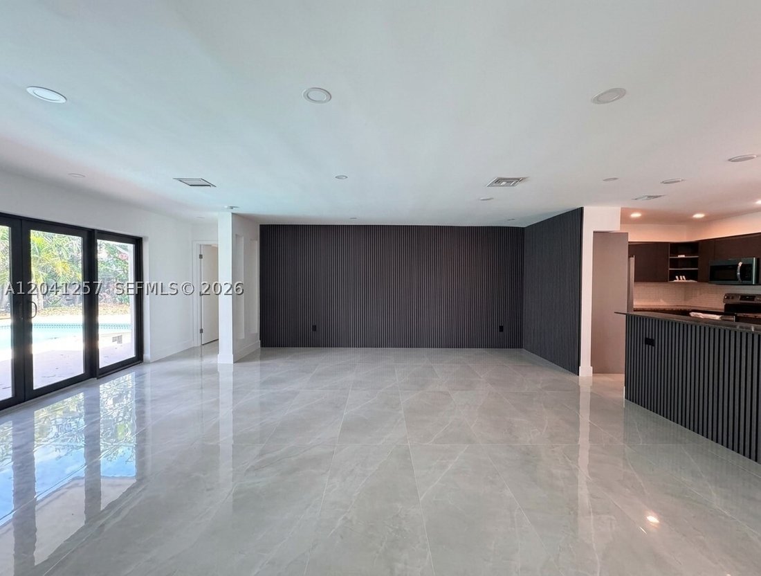 House in North Miami Beach, Florida, United States 4 - 18241437