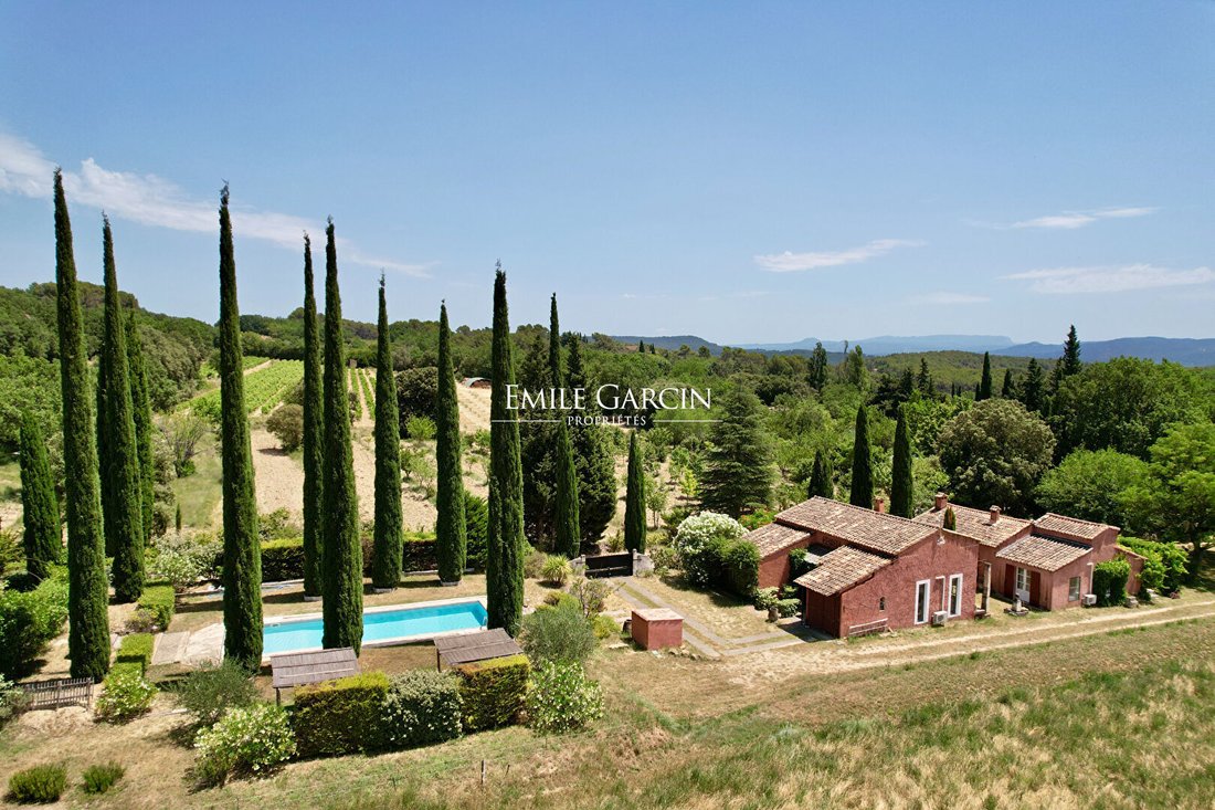 Villa in Lauris, Provence-Alpes-Côte d'Azur, France 2 - 12656777