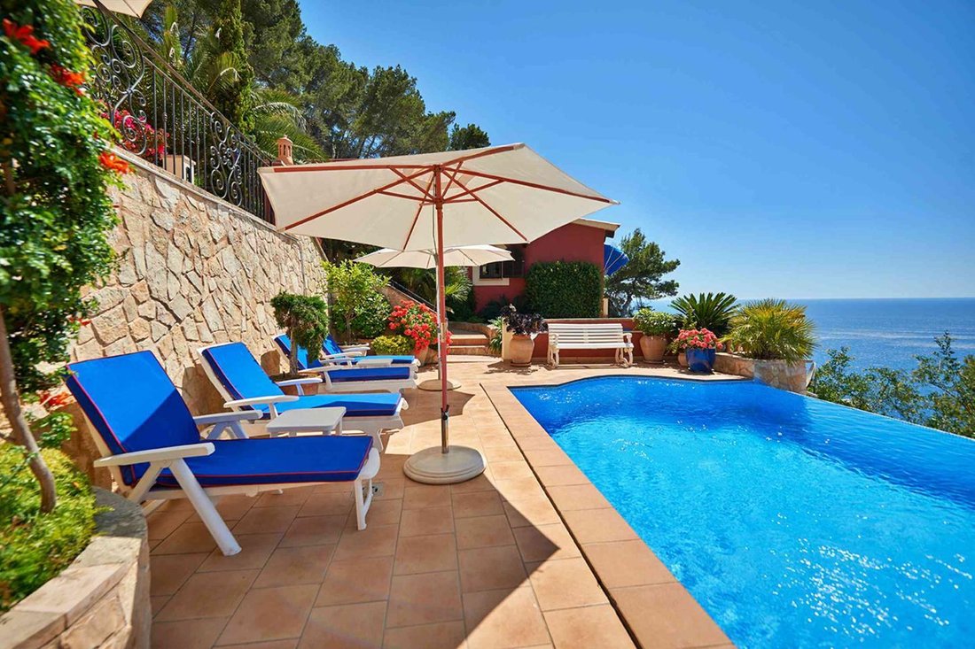Villa in Port d'Andratx, Andratx, Balearic Islands 1 - 18243876
