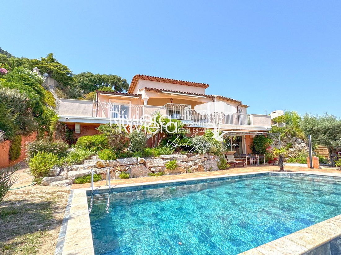 Villa in Nord, Cavalaire-sur-Mer, France 5 - 15826233