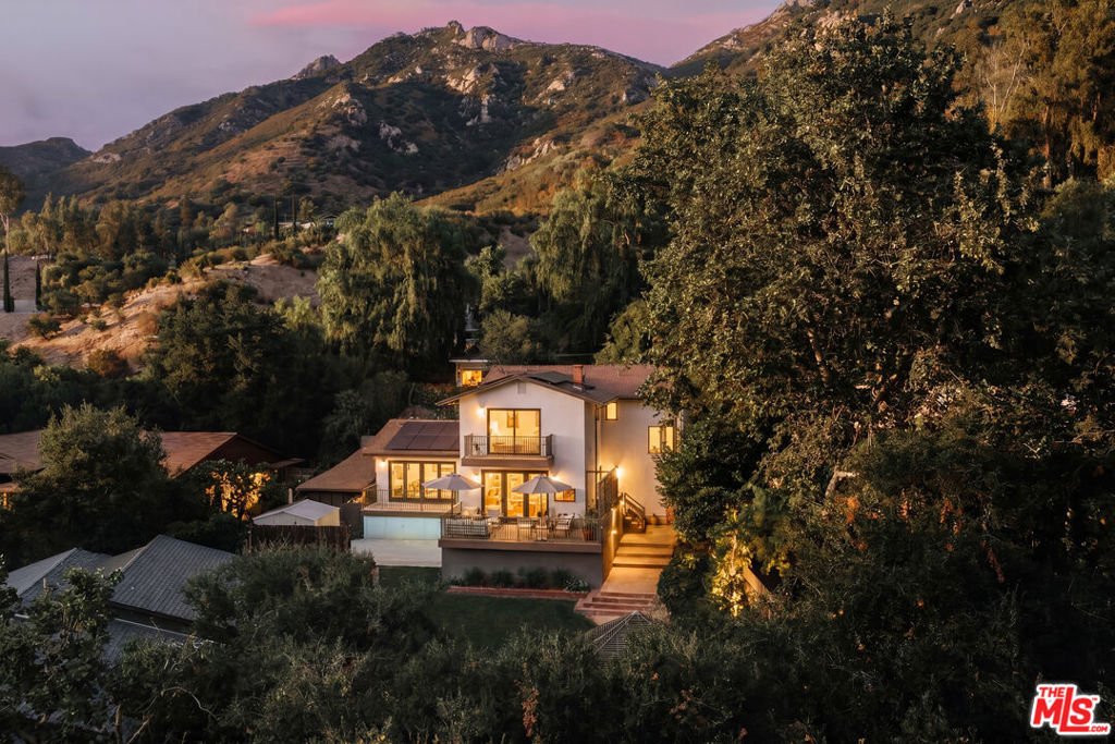 House in Hidden Hills, California, United States 2 - 18245058