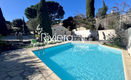 Villa in Nord, Cavalaire-sur-Mer, France 1
