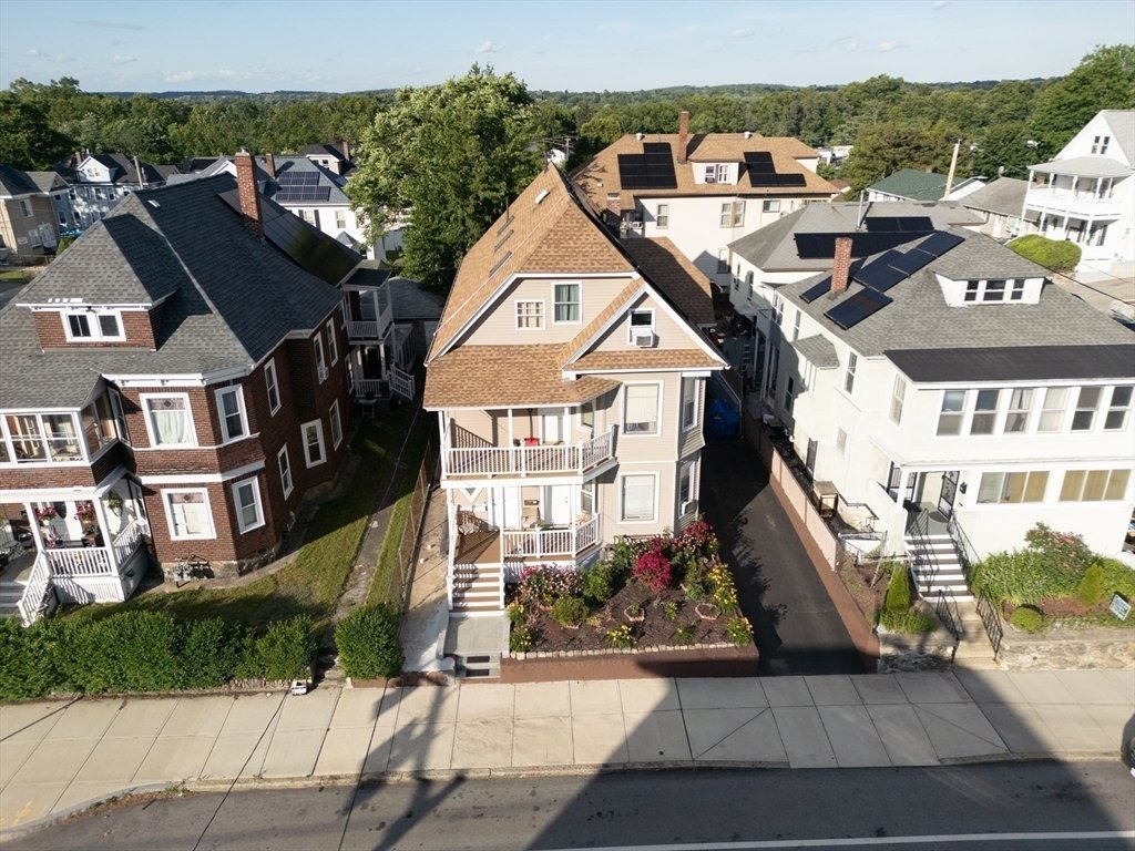 House in Lawrence, Massachusetts, United States 4 - 18245252