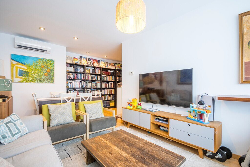 Apartment in Fuencarral-El Pardo, Madrid, Spain 2 - 18245410