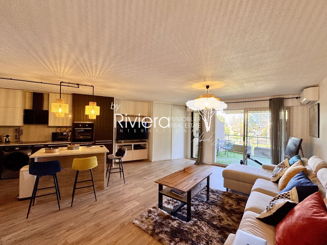 Apartment in Nord, Cavalaire-sur-Mer, France 2 - 18245807