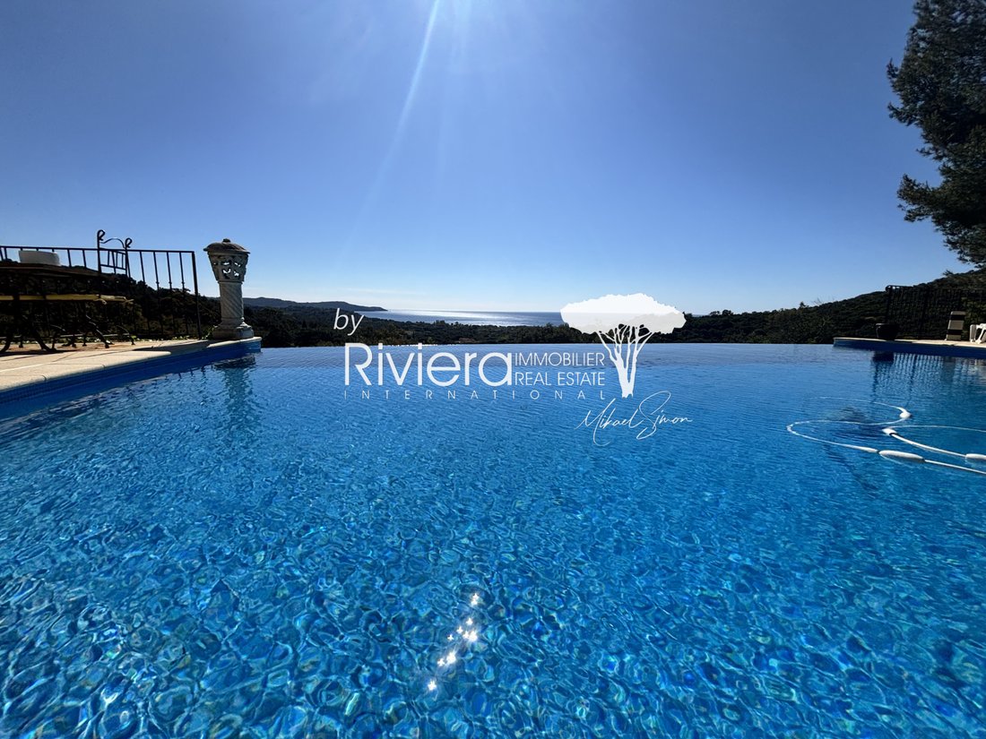 Estate in Nord, Cavalaire-sur-Mer, France 3 - 17467083