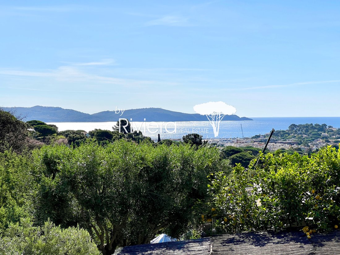Villa in Nord, Cavalaire-sur-Mer, France 2 - 18245729