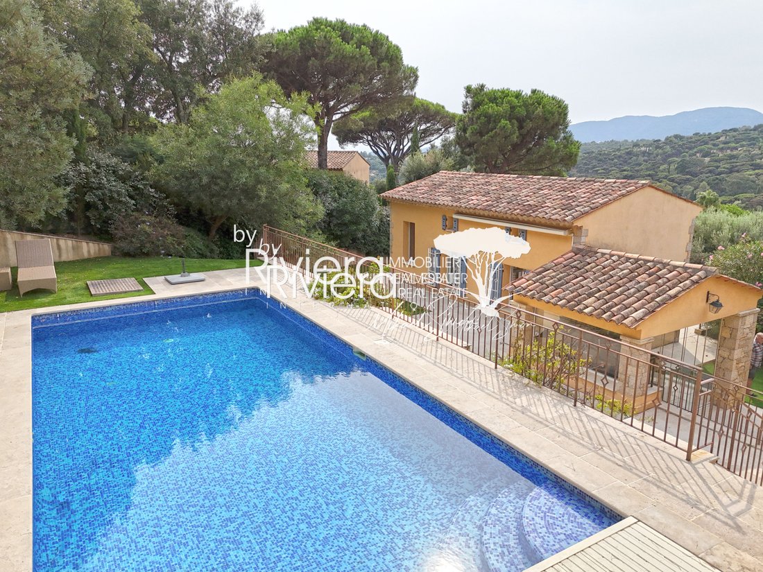 Villa in La Croix-Valmer, Provence-Alpes-Côte d'Azur, France 2 - 16101077