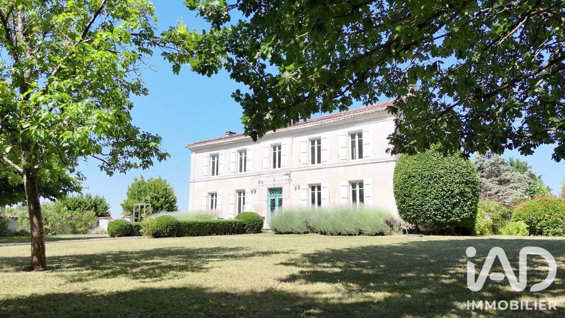 House in Ars, Nouvelle-Aquitaine, France 1 - 18246495