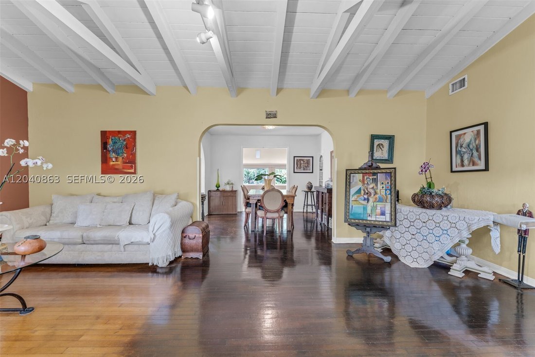 House in Miami, Florida, United States 4 - 18241455