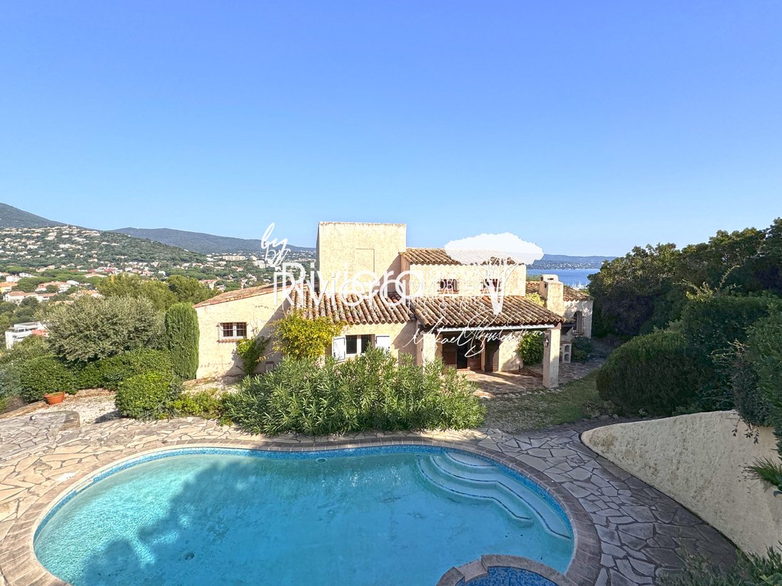 Villa in Nord, Cavalaire-sur-Mer, France 2 - 15390081