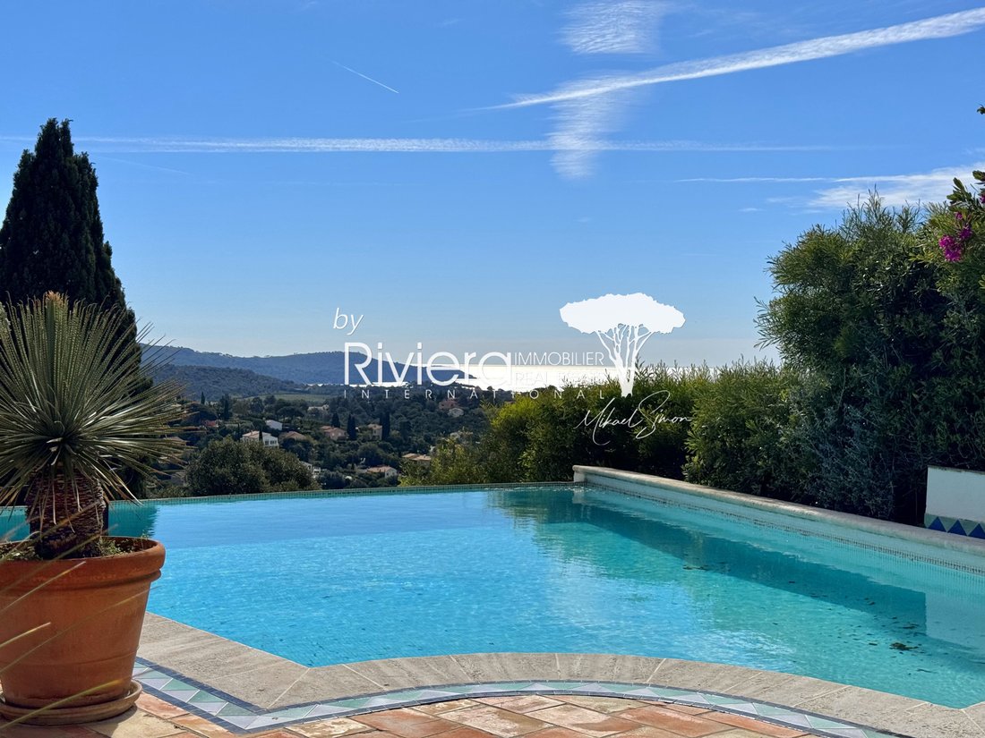Villa in La Croix-Valmer, Provence-Alpes-Côte d'Azur, France 3 - 17562477