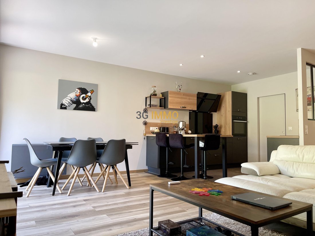 Penthouse in Eteaux, Auvergne-Rhône-Alpes, France 2 - 18245986