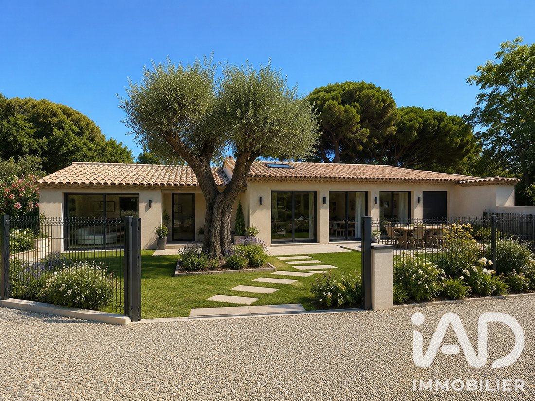 House in Grimaud, Provence-Alpes-Côte d'Azur, France 1 - 18246578
