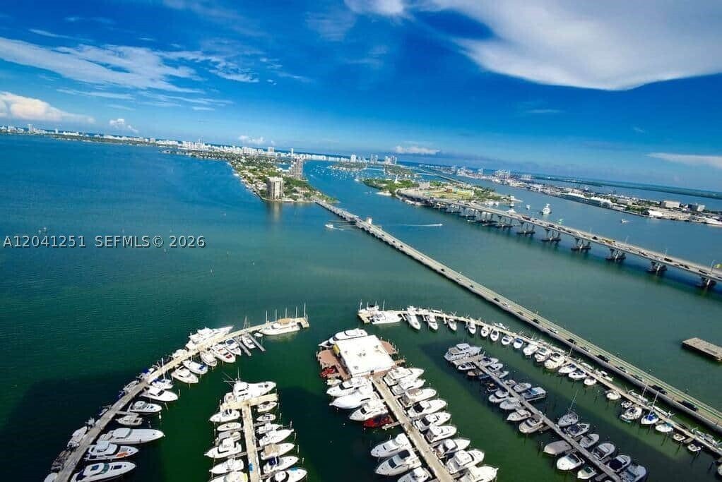 Condo in Miami, Florida, United States 2 - 18241443