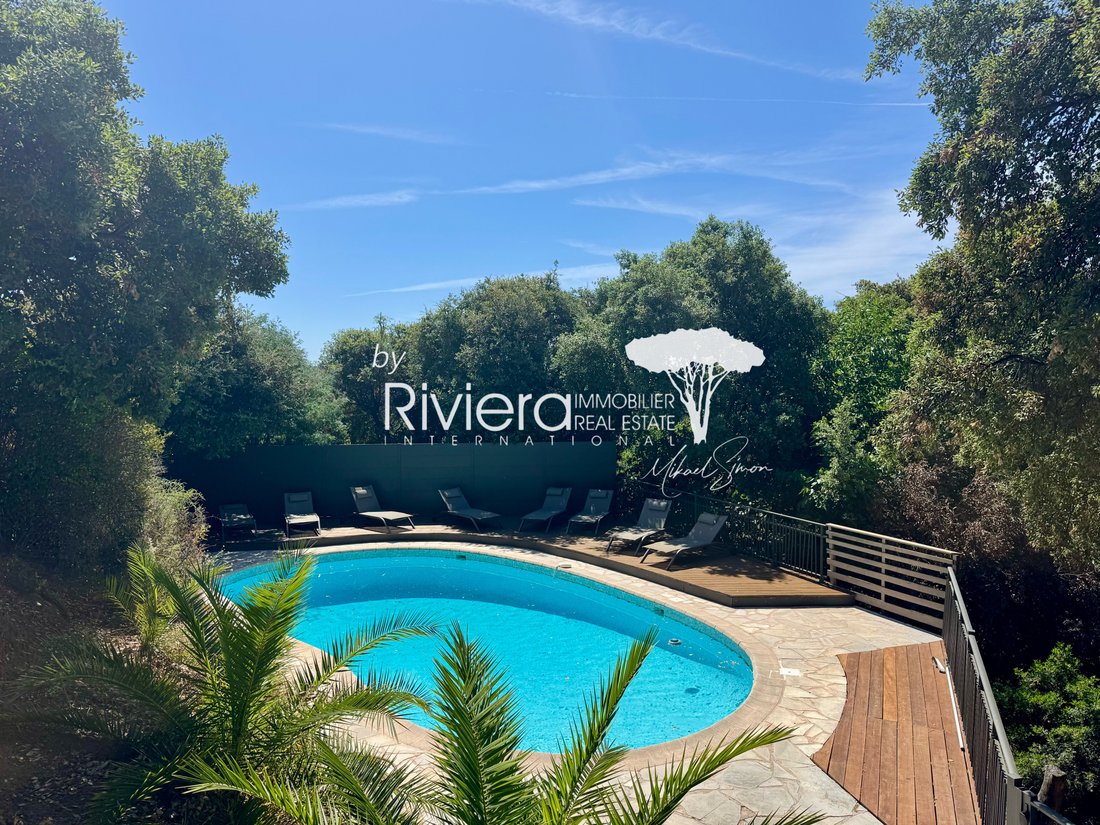 Villa in La Croix-Valmer, Provence-Alpes-Côte d'Azur, France 3 - 17735262