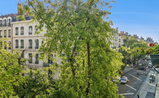 Apartment in Perralière, Lyon, Auvergne-Rhône-Alpes 1