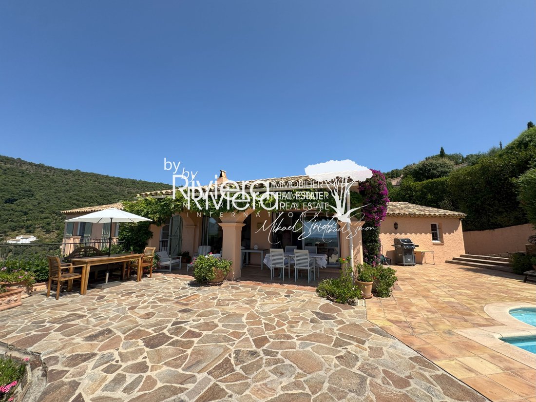 Villa in La Croix-Valmer, Provence-Alpes-Côte d'Azur, France 5 - 15805051