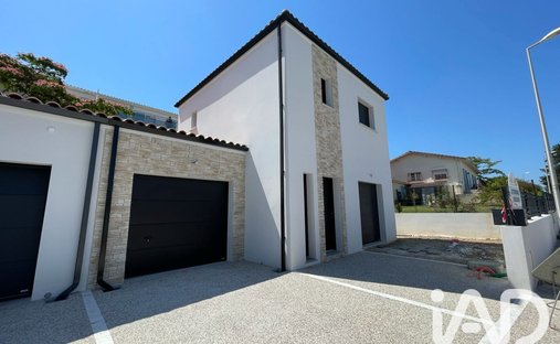 House in Vaux-sur-Mer, Nouvelle-Aquitaine, France 1