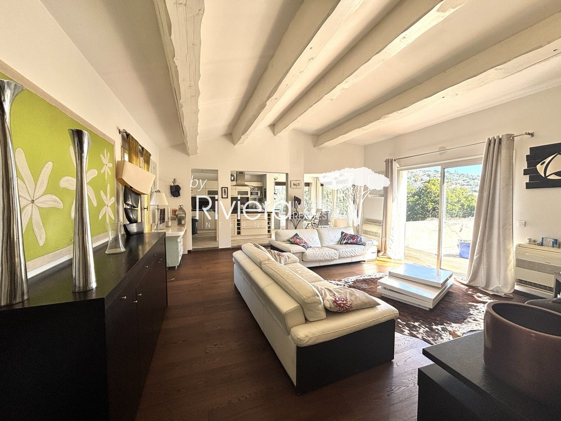 Villa in Nord, Cavalaire-sur-Mer, France 4 - 17459032