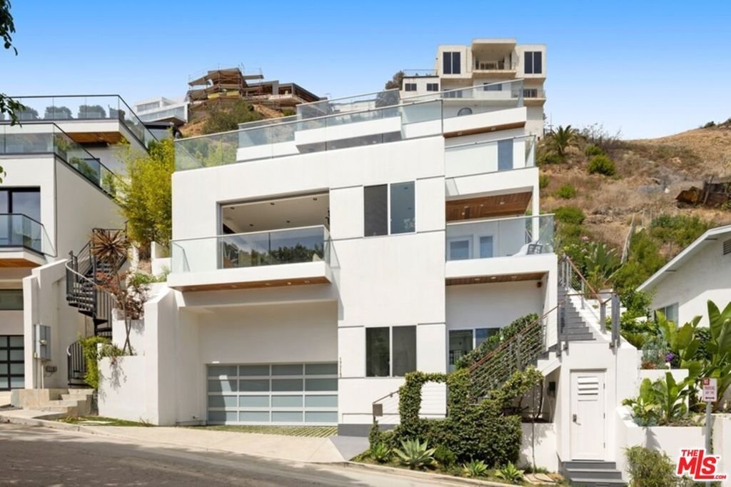 House in Los Angeles, California, United States 2 - 18245053