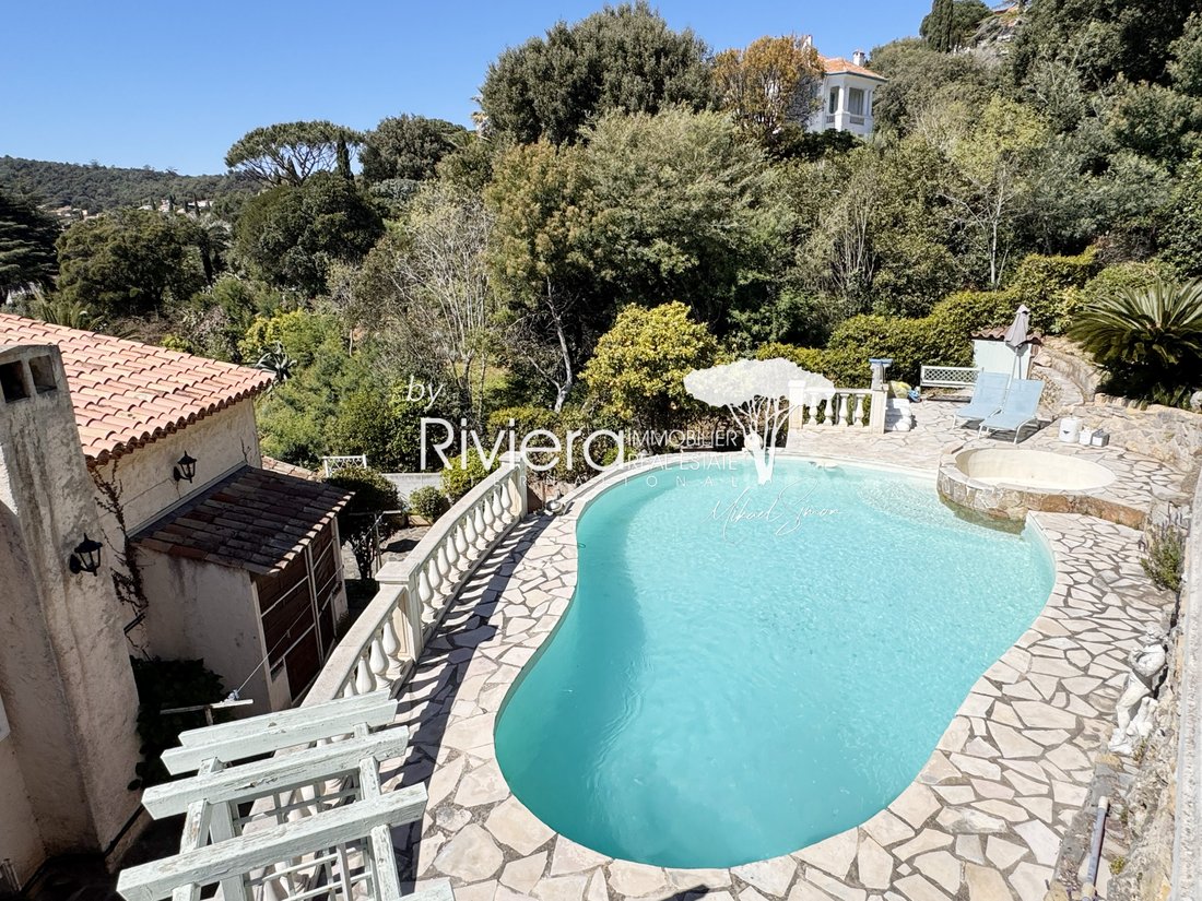 Villa in La Croix-Valmer, Provence-Alpes-Côte d'Azur, France 3 - 17612310