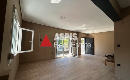 House in Argyroupoli, Attica, Greece 1