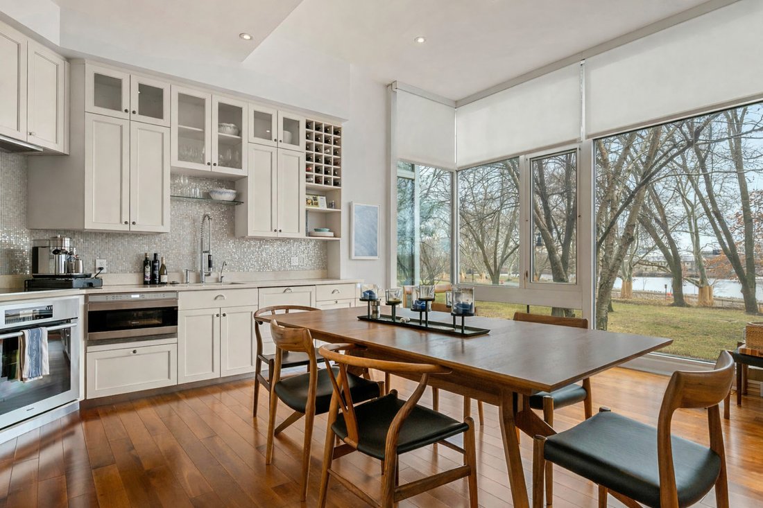 Condo in Cambridge, Massachusetts, United States 1 - 18238683