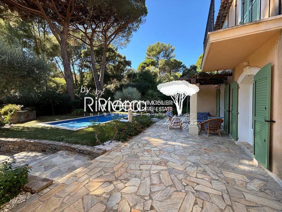 Villa in Nord, Cavalaire-sur-Mer, France 3 - 16487255