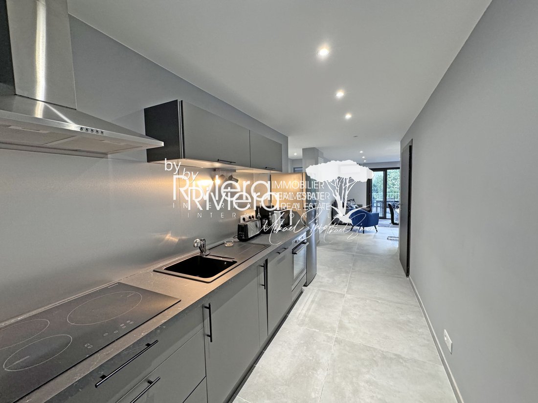 Apartment in Nord, Cavalaire-sur-Mer, France 2 - 17339434