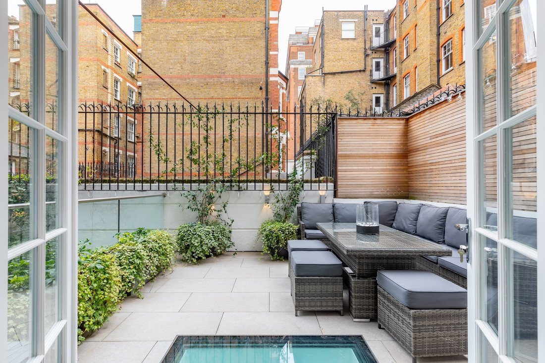 Apartment in Mayfair, Westminster, England 3 - 18241958