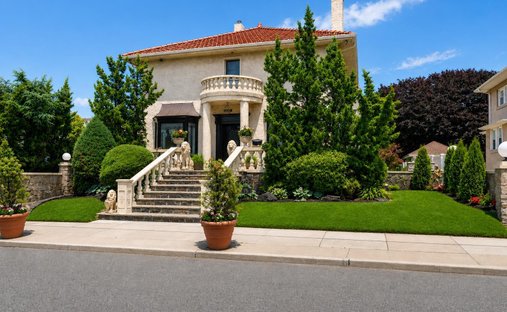 House in New York, New York, United States 1
