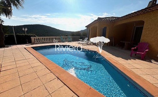 Villa in Nord, Cavalaire-sur-Mer, France 1