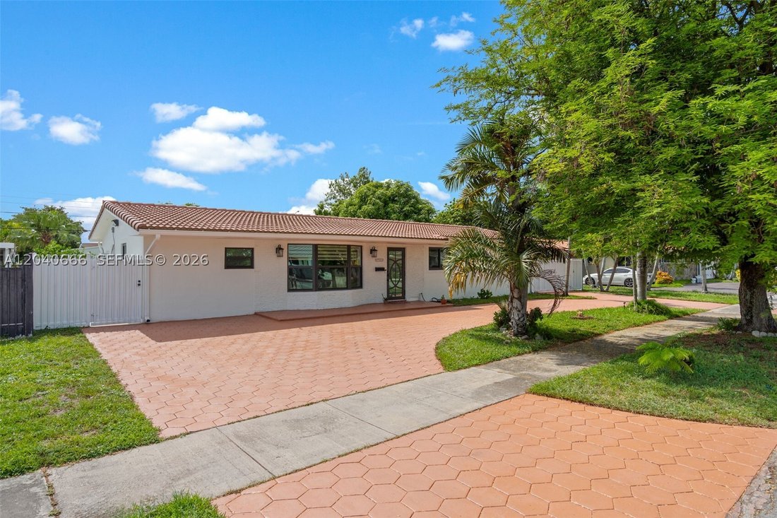House in Miami Lakes, Florida, United States 3 - 18241469
