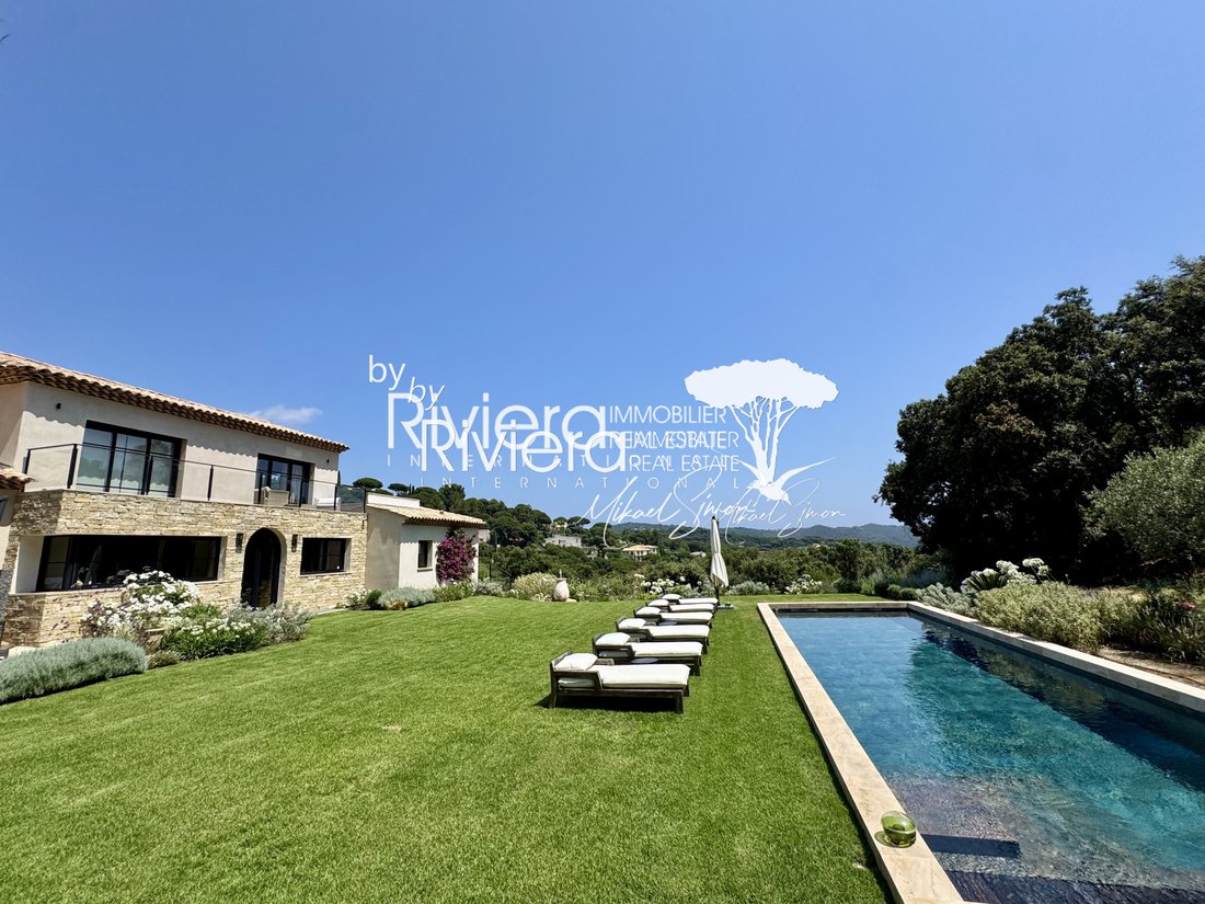 Estate in La Croix-Valmer, Provence-Alpes-Côte d'Azur, France 4 - 16028058