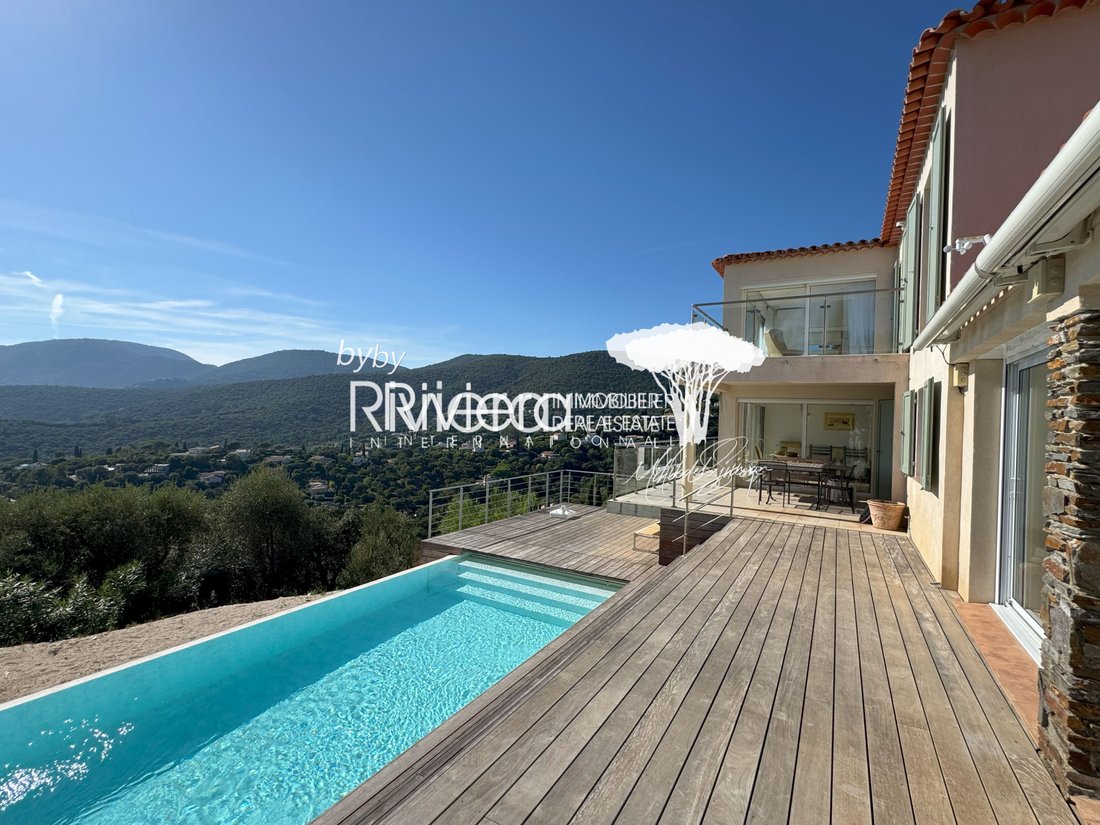 Villa in La Croix-Valmer, Provence-Alpes-Côte d'Azur, France 4 - 16245257