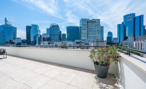 Apartment in Gambetta, Courbevoie, France 1