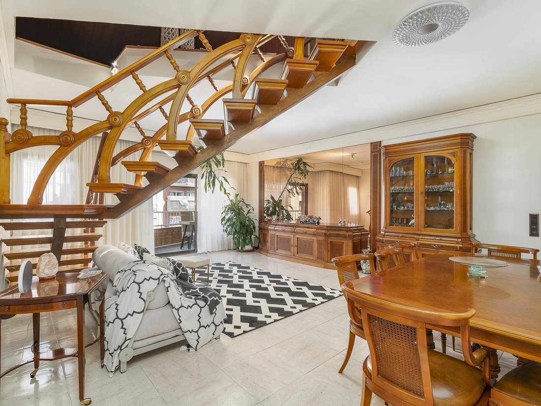 Apartment in Eixample, Barcelona, Spain 4 - 18237288