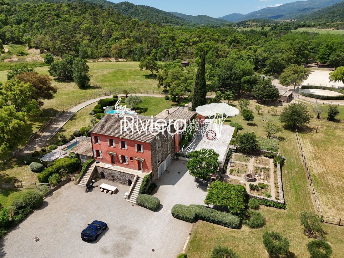 Estate in La Môle, Provence-Alpes-Côte d'Azur, France 5 - 16582462