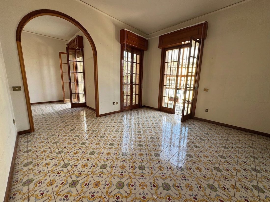 Apartment in Naples, Campania, Italy 2 - 16651113