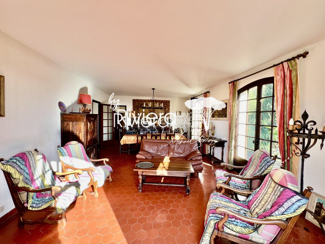 Estate in La Croix-Valmer, Provence-Alpes-Côte d'Azur, France 5 - 15389750
