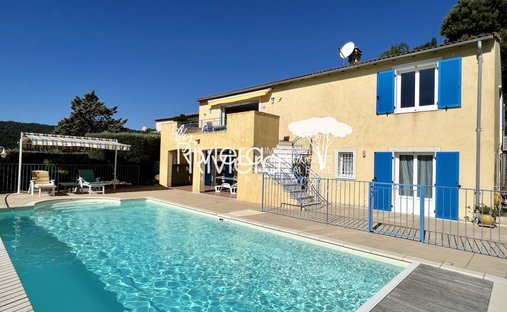 Villa in Nord, Cavalaire-sur-Mer, France 1