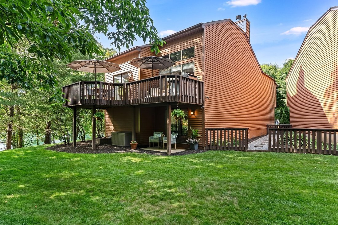 House in Rockaway Township, New Jersey, United States 1 - 18239653